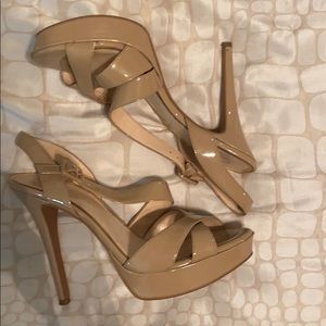 Jessica Simpson: Nude platforms